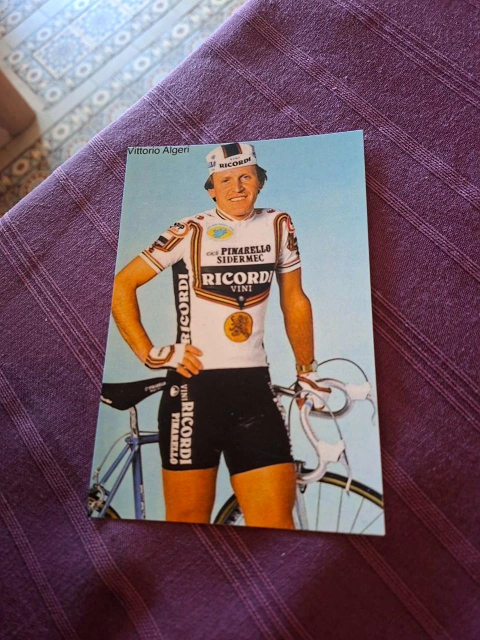 Foto (Repro) Vittorio Algeri / Vini Ricordi-Pinarello